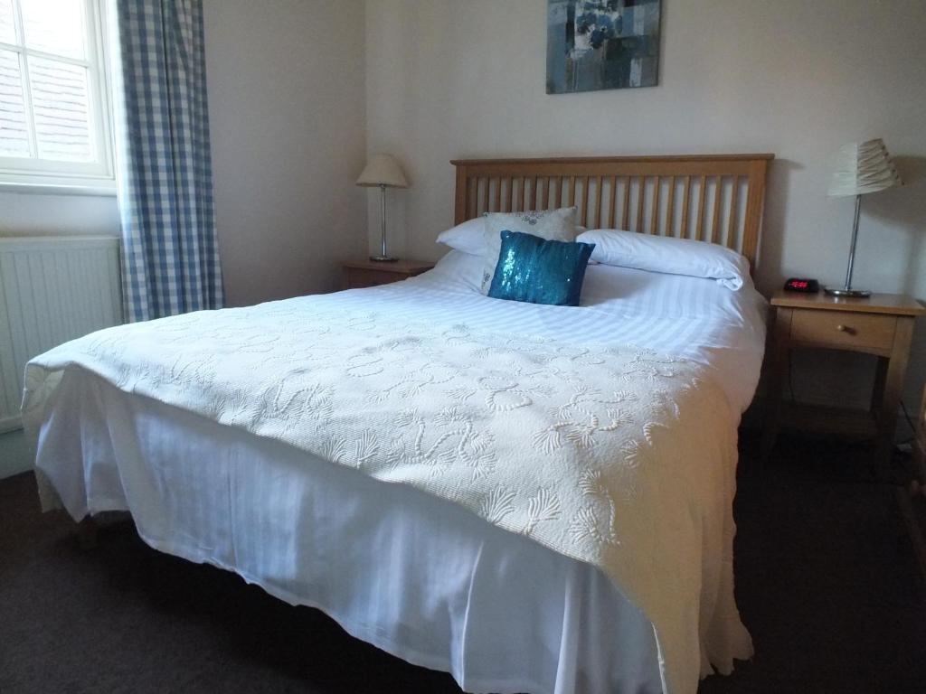 The White Horse Inn Canterbury Room photo